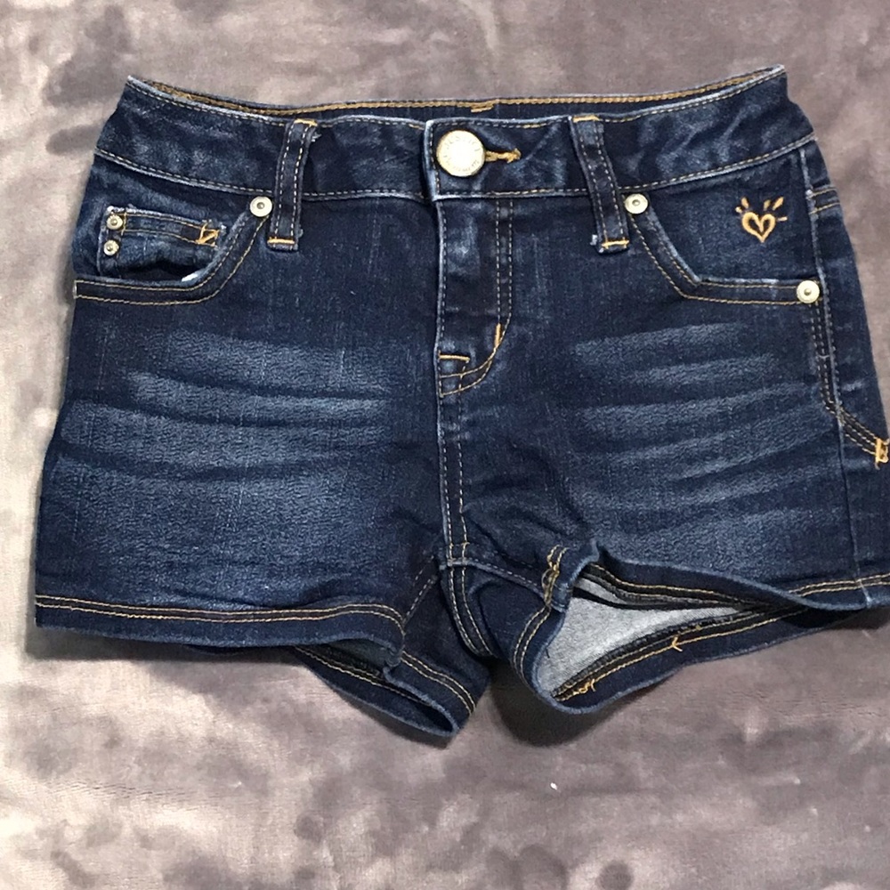 Justice girls jean shorts🍄
